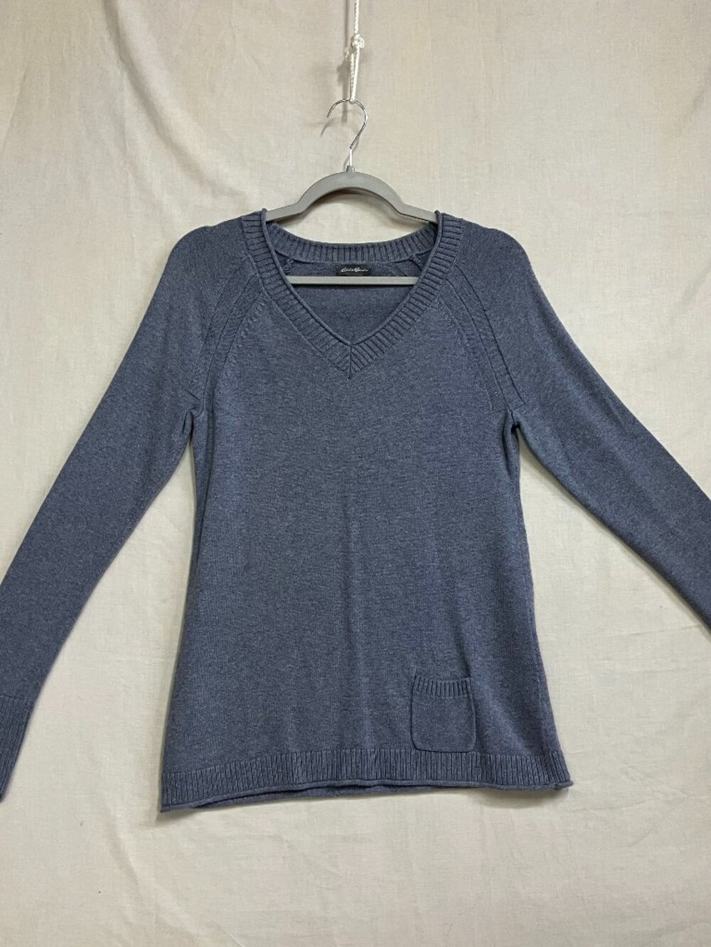 Eddie Bauer Sweater Women's Size Small Gray V Neck Knit Pullover Long Sleeve